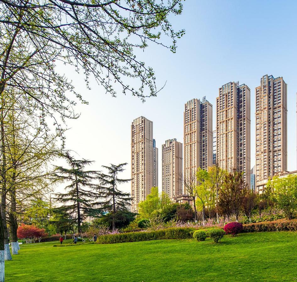 Lujia International Hotel Chengdu Exterior photo